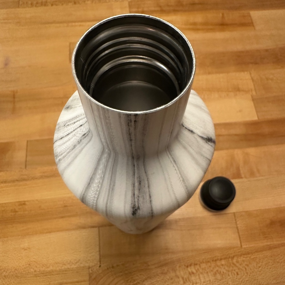 25 ounce Corkcicle insulated drink tumbler: Snowdrift wood (white marble) - Picture 4 of 5
